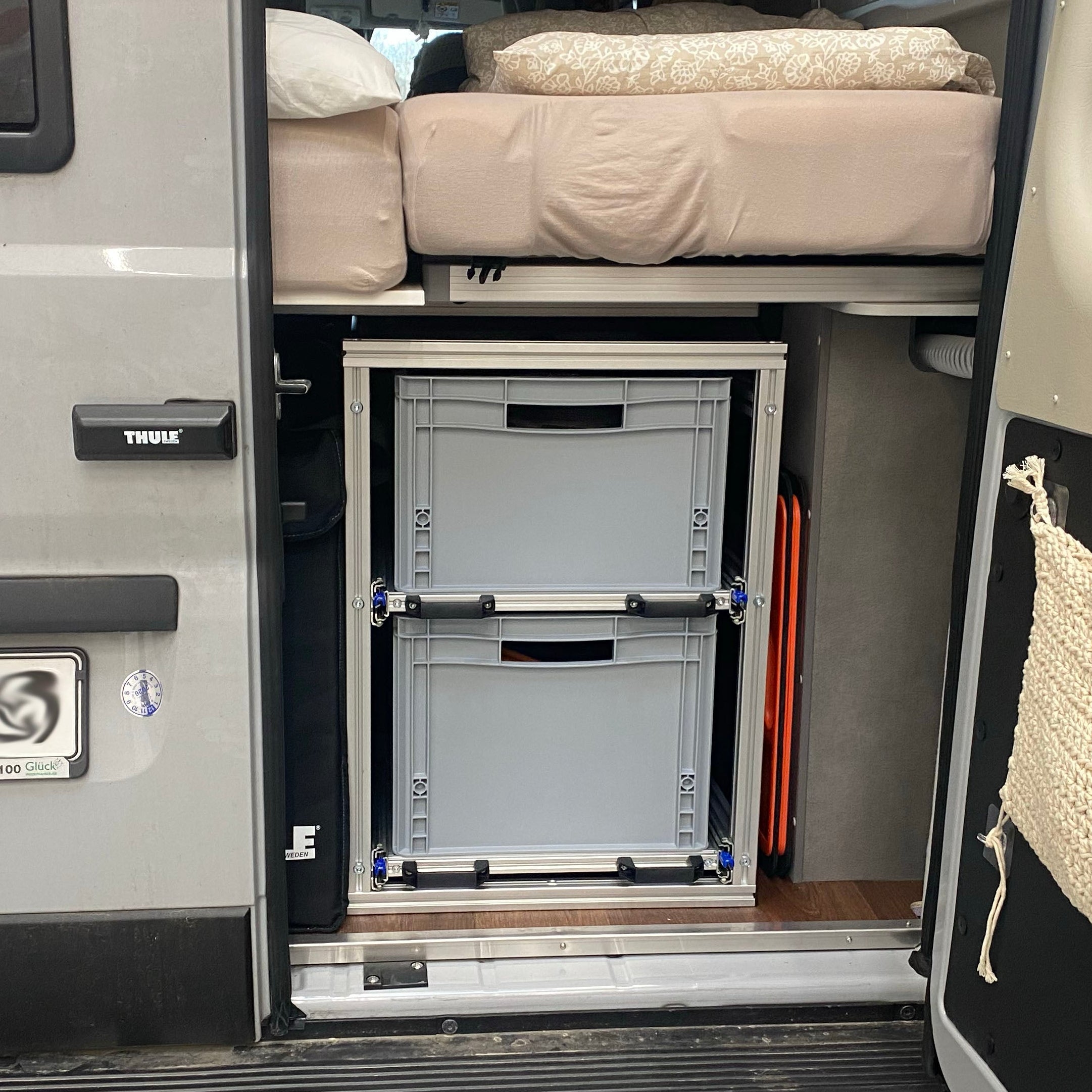 Heckauszug 2 Etagen Pössl Summit Shine 640 - Stabile und sichere Konstruktion - Euroboxoptimiert